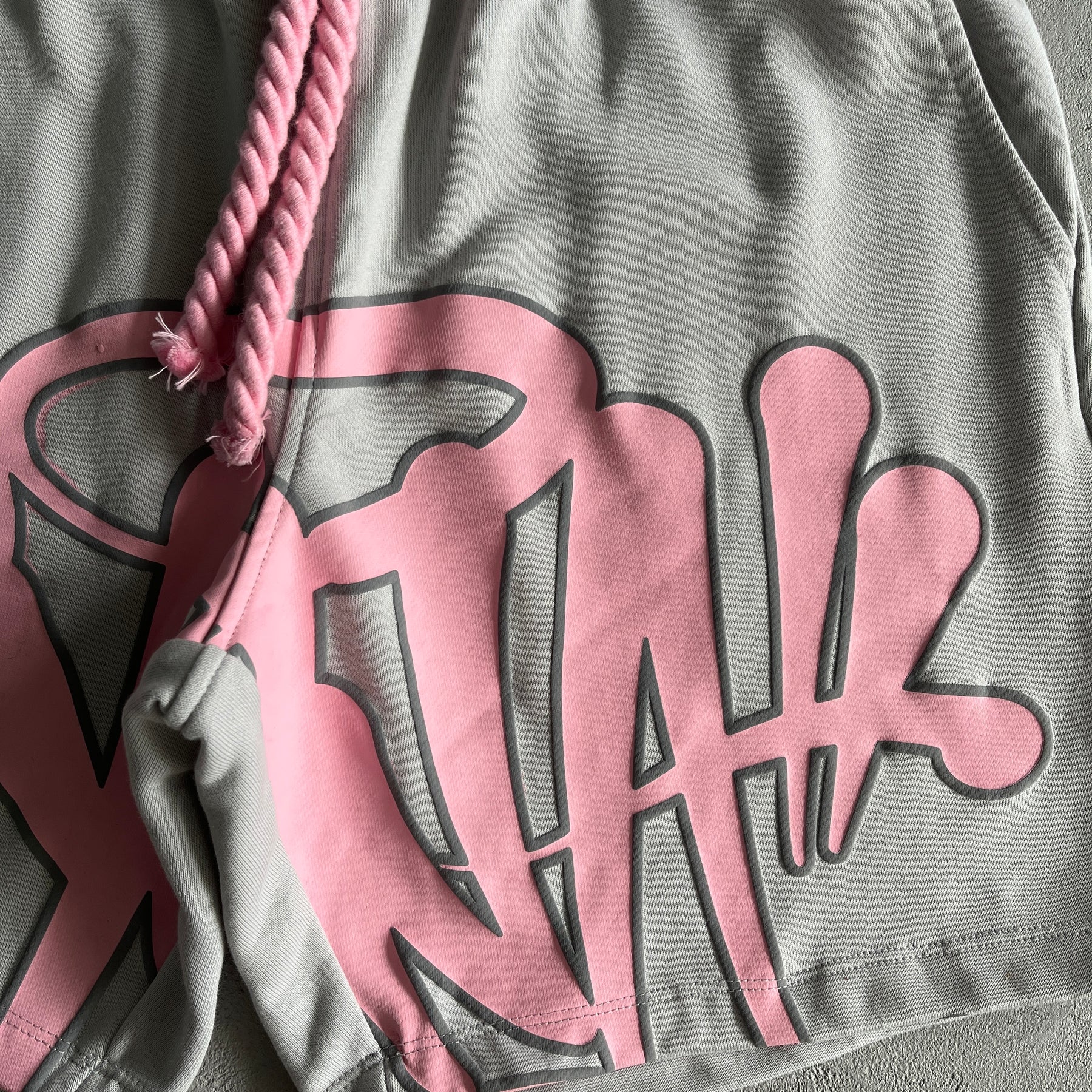 Synaworld Syna Logo Twinset "Grey/Pink"