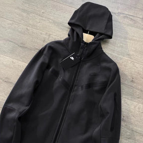 Tech Fleece Nike “Triple Black" (Parte De Cima)