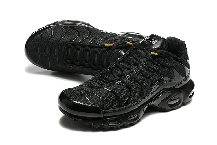 Air Max TN Plus Triple Black