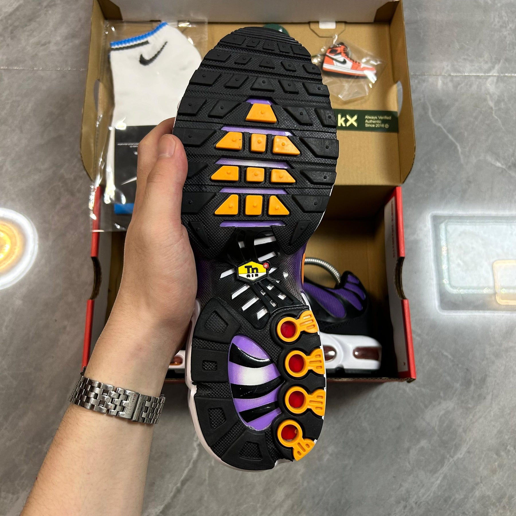 AIR MAX PLUS TN OG 'Voltage Purple'