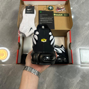 Air Max Plus TN 1 “Oreo”