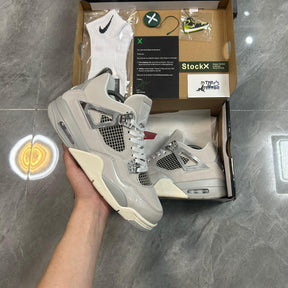 Nike Air Jordan 4 Retro 'Frozen Moments'