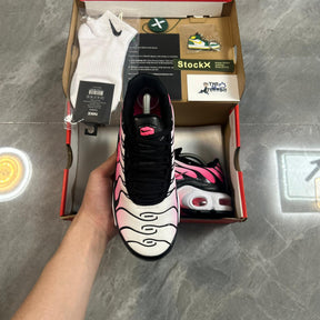 Air Max Plus TN 1 “Hot Punch”