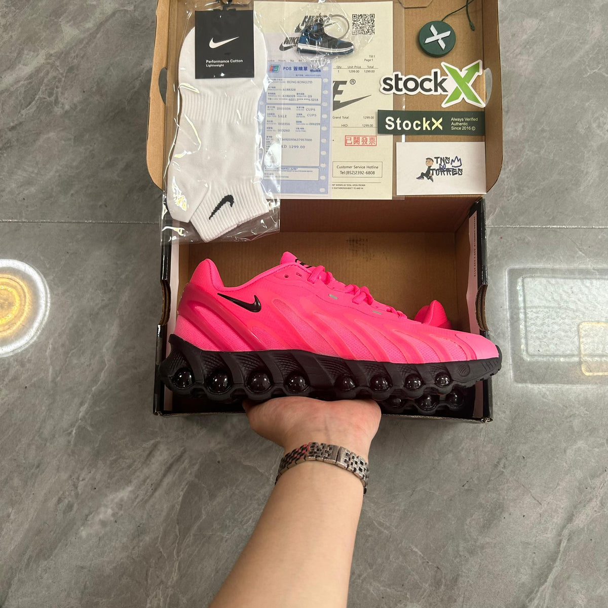 Air Max DN8 "Hyper Pink"