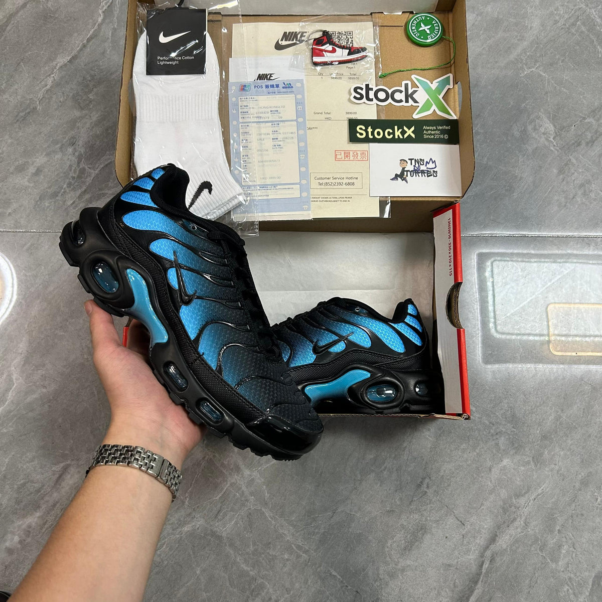 Air Max Plus TN 1 “Black/ Blue Gradient Wave“