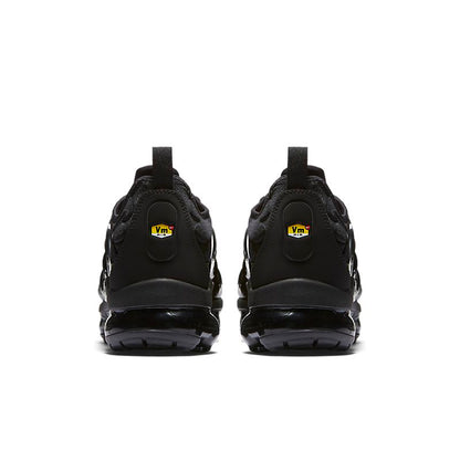Vapormax Plus "Triple Black"